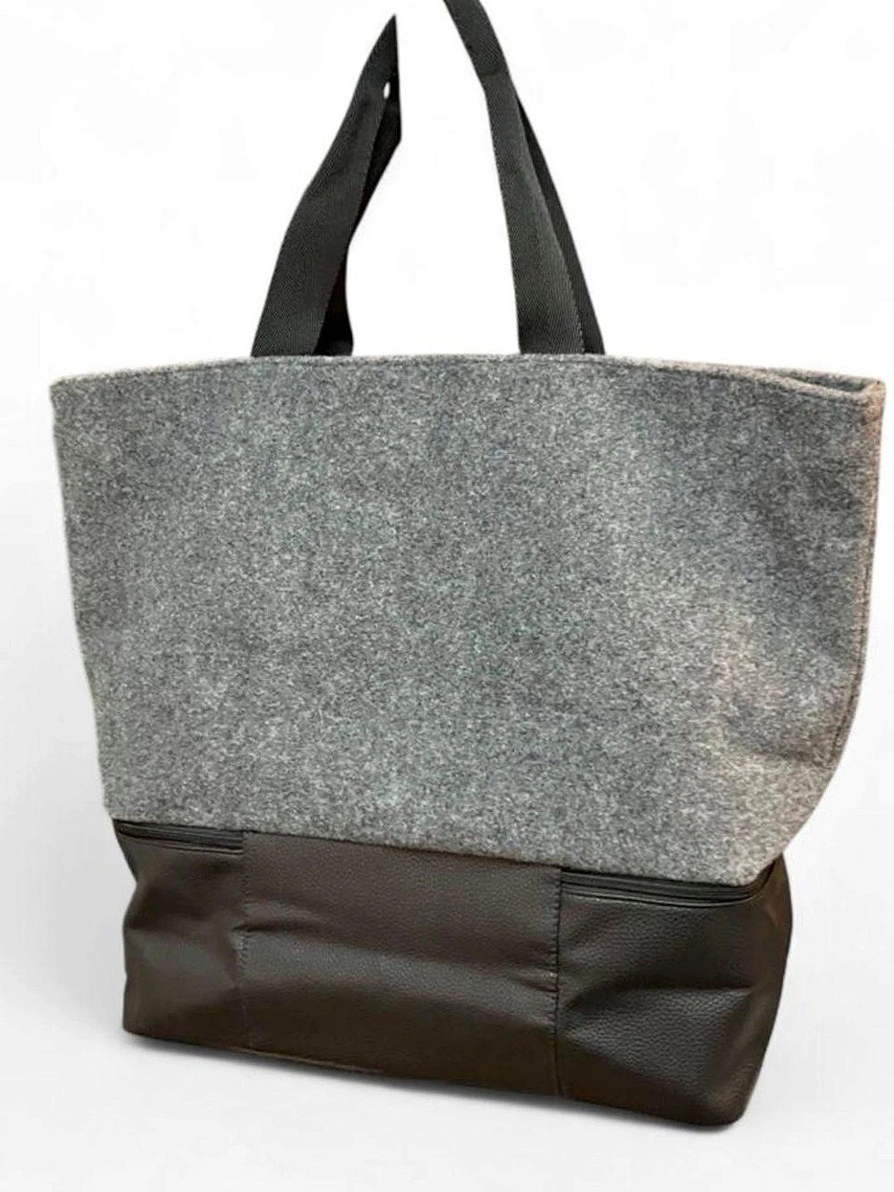 DSW Grey Felt and Black Faux Leather Weekender Tote Bag - Picture 2 of 6